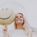 یک خانم زیبا - دکتر سعید بهکام روانشناس و روانکاو موفق در ونکوور کانادا