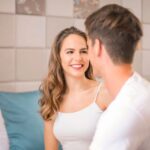یه خانم و آقای زیبا و جوان در تختخواب - دکتر سعید بهکام سکستراپ موفق در ونکوور کانادا