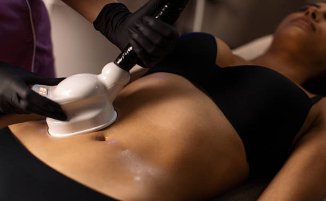 کدام لیزر برای چه نوع مشکلات پوستی مؤثر است؟ راهنمای جامع ۲۰۲۵