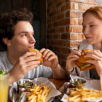 گوشتخوارتر تر بودن مردها نسبت به زنها