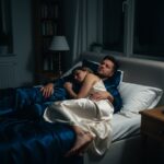 زوج جوان در تخت، زن دلداری‌دهنده — زودانزالی
